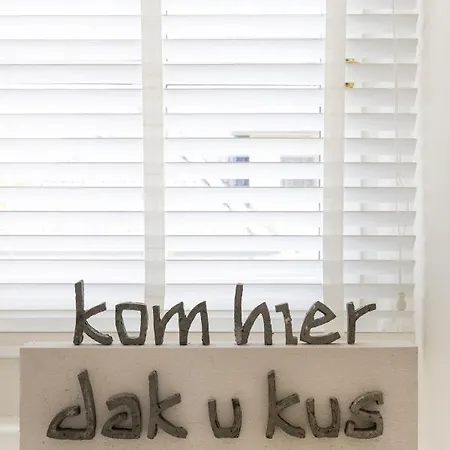 Leonie *