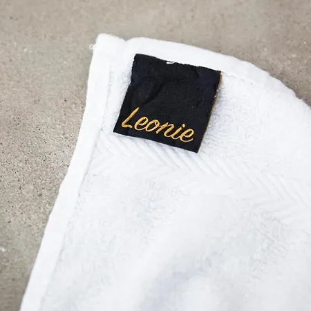 Leonie * Alveringem